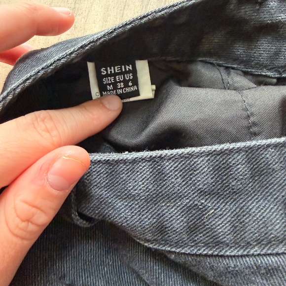SHEIN Charcoal Denim Jeans - Picture 3 of 3